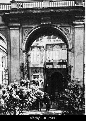 Politique, conférence, Conférence de Gênes 10.4.- 19.5.1922, lieu de conférence, Palais Royal, 1922, 20e siècle, 1920, 20s, Europe, diplomatie, République de Weimar, Allemagne, bâtiment, bâtiments, vue extérieure, réparation de guerre, réparation de guerre, politique fiscale, politique économique, politique économique et monétaire, Traité de Rapallo, paiement de réparation, réparation, politique, politique, politique, politique, conférence, Genova, lieu de la conférence, Gênes, lieu de la conférence, Genova, Genova, lieu de conférence, lieu, palais, palais, château, châteaux, historique, historique, peuple, droits additionnels-Clearences-non disponible Banque D'Images