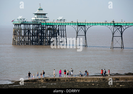 Clevedon Pier restauré Victoria près de Bristol Banque D'Images