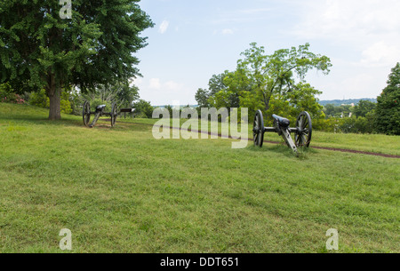 Les Confédérés placé cannon sur cette colline dominant la route sunken durant la bataille de Fredricksburg. Banque D'Images
