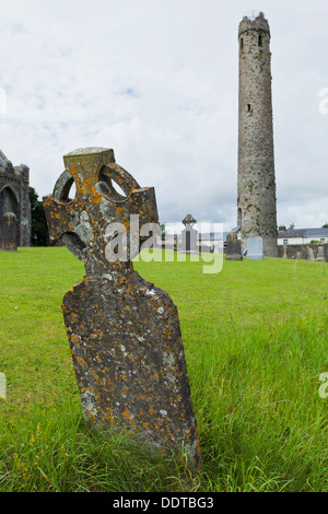 Cathédrale St Brigids et tour ronde à Kildare Town, Irlande Banque D'Images