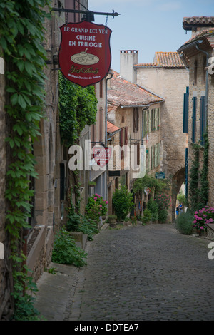 Cordes-sur-ciel, au sud-ouest de la France. Banque D'Images