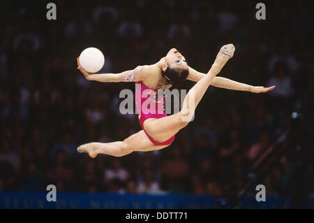 Rieko Matsunaga (JPN), le 29 septembre 2000 - Gymnastique Rythmique : Jeux Olympiques d'été de Sydney 2000, concours général individuel, à Sydney, en Australie. (Photo de Kazuya Gondo/AFLO SPORT) [1011] Banque D'Images