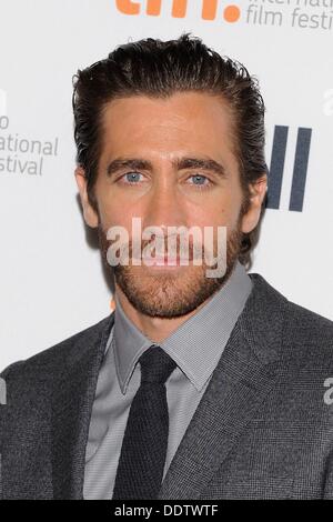 Toronto, ON, Canada. 6e août, 2013. Jake Gyllenhaal aux arrivées pour les prisonniers en première mondiale au Festival International du Film de Toronto, VISA Screening Room, Toronto, le 6 septembre 2013. Credit : Nicole Springer/Everett Collection/Alamy Live News Banque D'Images