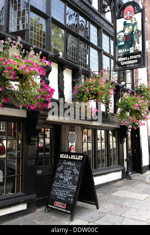 L'ours et Billet public house à Chester, en Angleterre. Banque D'Images