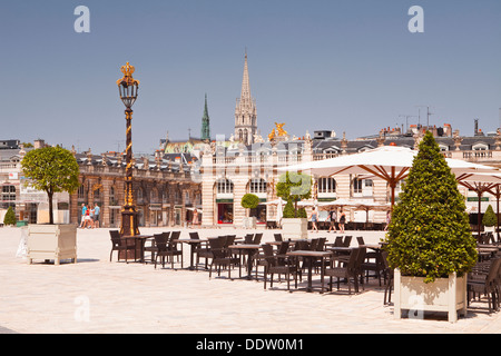 La place Stanislas au coeur de la ville de Nancy. Il a été désigné site du patrimoine mondial de l'UNESCO en 1983. Banque D'Images