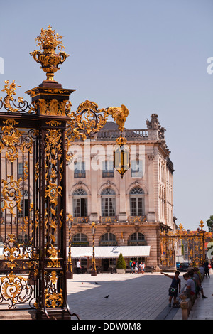 La place Stanislas au coeur de la ville de Nancy. Il a été désigné site du patrimoine mondial de l'UNESCO en 1983. Banque D'Images