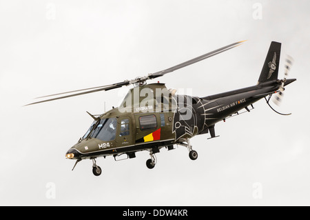 Augusta A109 hélicoptère de l'Armée de l'air belge, utilisé pour démontrer à l'acrobatie spectacles aériens. Banque D'Images