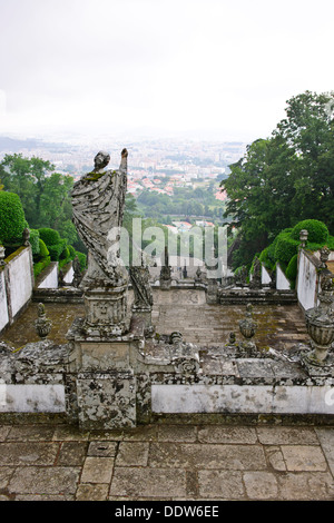 Bom Jesus de Monte StepsThis,sur la colline de la chapelle dédiée à la Sainte Croix a été reconstruite au 15ème/6ème siècles.Braga, Portugal Banque D'Images