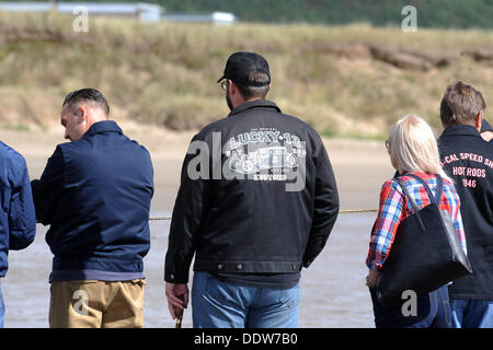 Pendine Sands, Wales, UK . 07Th Nov, 2013. La première assemblée annuelle des courses Amateur Hot Rod à Pendine Sands au large de la côte ouest du pays de Galles d'aujourd'hui. L'événement est organisé par le Vintage Hot Rod Association. Credit : Phil Rees/Alamy Live News Banque D'Images