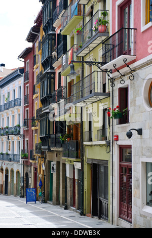 Colourfull quelques rues de la capitale,la vie en appartement, magasins, cafés, bars à tapas,Hôtels,Architecture,Pamplona Navarre,Espagne, Banque D'Images