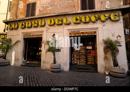 Italie, Rome, Caffè Tazza d'Oro Banque D'Images