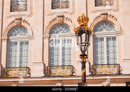 La place Stanislas au coeur de la ville de Nancy. Il a été désigné site du patrimoine mondial de l'UNESCO en 1983. Banque D'Images