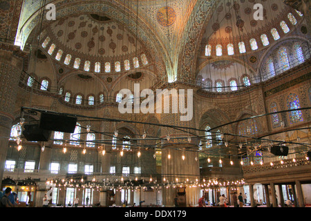 À l'intérieur de la Mosquée Bleue à Istanbul, Turquie Banque D'Images