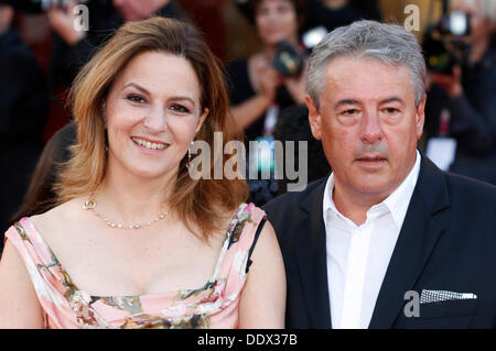 Venise, Italie. 07Th Nov, 2013. L'actrice Martina Gedeck et mari directeur Markus Imboden participant à la soirée de clôture du 70e Festival International du Film de Venise le 07 septembre 2013 : dpa Crédit photo alliance/Alamy Live News Banque D'Images