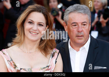 Venise, Italie. 07Th Nov, 2013. L'actrice Martina Gedeck et mari directeur Markus Imboden participant à la soirée de clôture du 70e Festival International du Film de Venise le 07 septembre 2013 : dpa Crédit photo alliance/Alamy Live News Banque D'Images