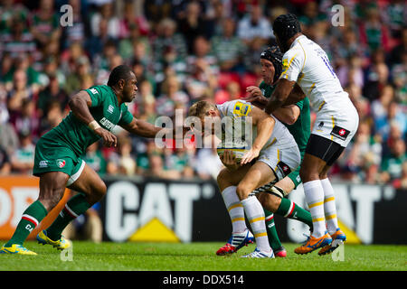 Leicester, Royaume-Uni. Sep 8, 2013. Action de la Aviva Premiership match entre Leicester Tigers et Worcester Warriors joué à Welford Road, Leicester Crédit : Graham Wilson/Alamy Live News Banque D'Images