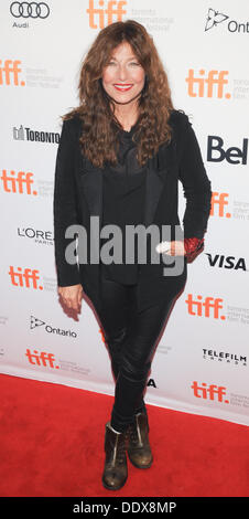 Toronto, Ontario, Canada. 7e août, 2013. L'actrice Catherine Keener arrive à l 'une chanson peut vous sauver la vie ?' pendant la premiere 2013 Toronto International Film Festival à Princess of Wales Theatre Le 7 septembre 2013 à Toronto, Canada Crédit : Igor/Vidyashev ZUMAPRESS.com/Alamy Live News Banque D'Images