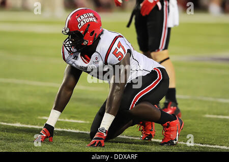 Manhattan, Kansas, États-Unis. 7e août, 2013. Septembre7,2013:Louisiana-Lafayette Ragin Cajuns défensive fin Chris # 57 Prater en action au cours de la NCAA Football match entre la Louisiane- Lafayette et Kansas State ; à Bill Snyder Family Stadium à Manhattan, Kansas. Kendall Shaw/CSM/Alamy Live News Banque D'Images