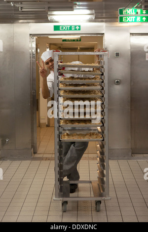 Bateau de croisière cuisine la préparation des aliments Banque D'Images