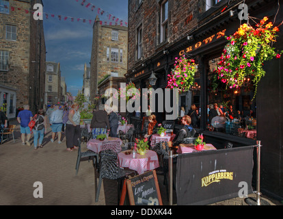 Rose Street, Edinburgh, Ecosse, Royaume-Uni un endroit pour boire,manger,parti, TheCrown Banque D'Images