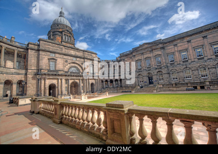 L'Université d'Édimbourg en Écosse Lothian South College UK vue large Banque D'Images