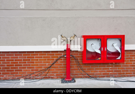 L'admission, arch, Archway, retour, l'arrière-plan, grand, brique, cathédrale, chapelle, le christianisme, l'église, fermé, venir, panneaux,feu, Banque D'Images