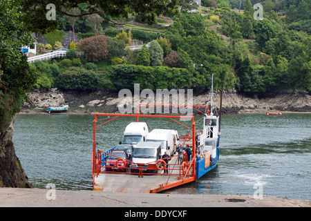 Bodinnick Ferrry à Fowey à Cornwall Banque D'Images