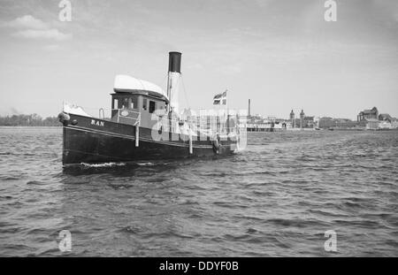 Le remorqueur 'Ran', port de Landskrona, Suède, 1935. Artiste : Inconnu Banque D'Images