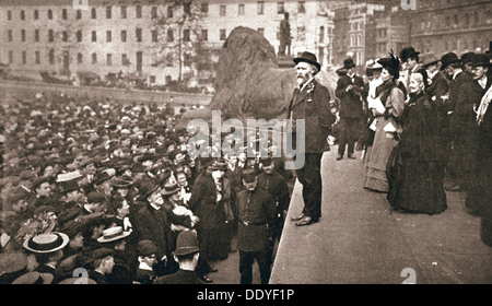 Keir Hardie abordant la première démonstration du suffrage des femmes, Londres, 19 mai 1906. Artiste : Inconnu Banque D'Images