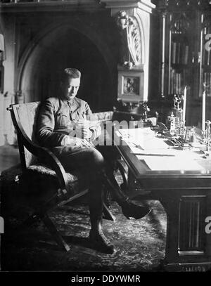 Alexandre Kerensky, Premier Ministre de la Fédération de Russie, du gouvernement provisoire, 1917. Artiste : Anon Banque D'Images