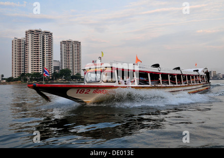 Transport de l'eau la Thaïlande - River Boat Banque D'Images