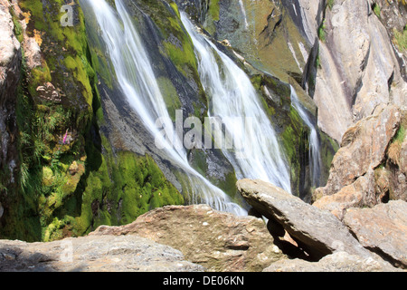 Powerscourt Waterfall dans le comté de Wicklow, Irlande Banque D'Images