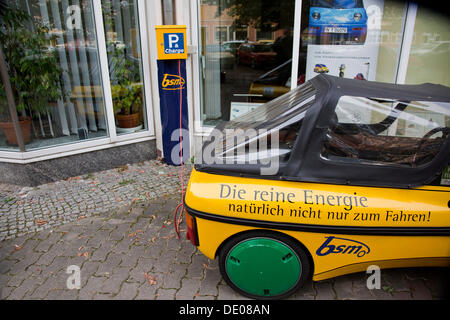 Gare aux voitures électriques, Wilhelmstrasse, Berlin Banque D'Images