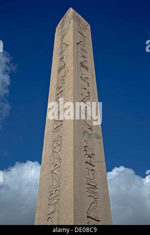 Obélisque, Dikilitas, hiéroglyphes égyptiens, Istanbul, Turquie Banque D'Images