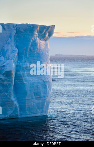 Iceberg tabulaire, le son de l'Antarctique, mer de Weddell, l'Antarctique Banque D'Images