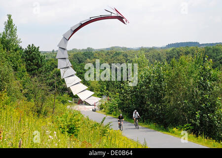 Le pont du dragon, Halde Hoheward mine, heap, parc paysage, Herten, Ruhr, Rhénanie du Nord-Westphalie Banque D'Images