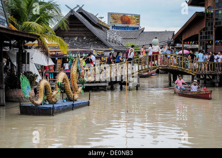 Marché flottant de Pattaya Thaïlande Banque D'Images