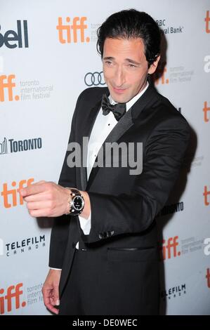 Toronto, Ontario, Canada. Sep 9, 2013. Adrien Brody au niveau des arrivées pour une troisième personne en première mondiale au Festival International du Film de Toronto, VISA Screening Room à l'Elgin Theatre, à, le 9 septembre 2013. Credit : Gregorio Binuya/Everett Collection/Alamy Live News Banque D'Images