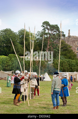 Le "Berkeley' escarmouche de reconstitutions médiévales au château de Berkeley près de Gloucester où le 500e anniversaire de la bataille de F Banque D'Images