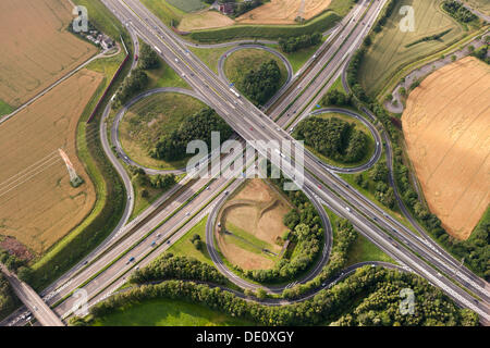 Vue aérienne, Dortmund West intersection autoroute, A40, A45, A40, B1, Ruhrschnellweg autoroute, Dortmund, Ruhr Banque D'Images