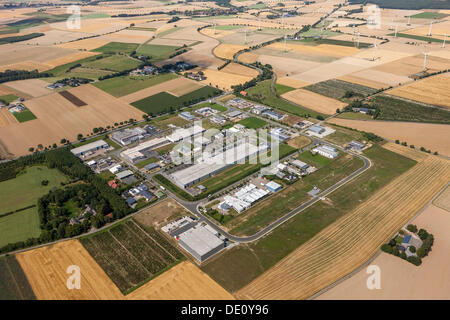 Vue aérienne, Belecke-North Industrial Park, Ruethen, Sauerland, Rhénanie du Nord-Westphalie Banque D'Images