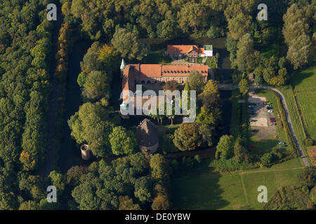 Vue aérienne, château fort Bladenhorst, Castrop-Rauxel, Ruhr, Rhénanie du Nord-Westphalie Banque D'Images