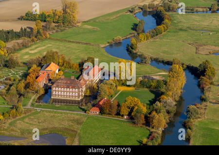 Vue aérienne, Schloss Oberwerries, un château à douves, bureau d'enregistrement de Hamm, Hamm, Ruhr, Rhénanie du Nord-Westphalie Banque D'Images