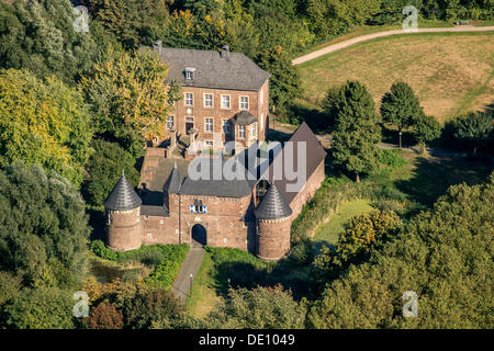 Vue aérienne, château de Burg Vondern, Oberhausen, Ruhr, Rhénanie du Nord-Westphalie Banque D'Images