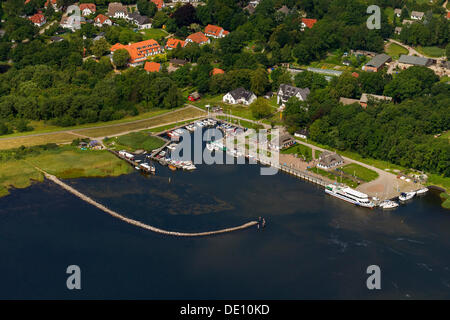 Vue aérienne du port de la mer Baltique, sur l'île de Hiddensee Kloster Banque D'Images