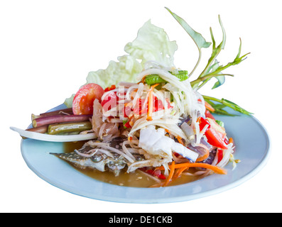 La papaye salade thaïlandaise épicée ou Som Tum avec blue crab isoler Banque D'Images