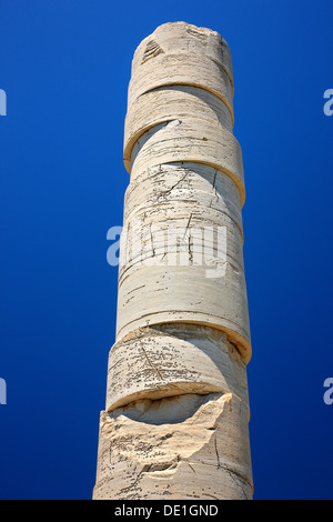 La dernière colonne debout au temple de Héra ('Heraion'), sur le site archéologique de l'Heraion, l'île de Samos, Grèce Banque D'Images