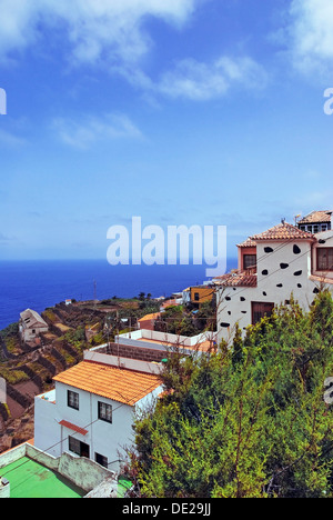 Le petit village côtier de pristine Agulo, La Gomera, Canary Islands, Spain, Europe Banque D'Images