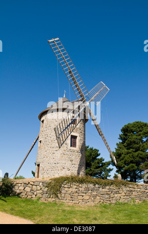 Moulin à proximité de Paimpol, Bretagne, France Banque D'Images