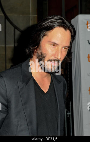 Toronto, Ontario, Canada. 10e Août, 2013. L'acteur Keanu Reeves arrive à l 'homme du Tai Chi' Premiere pendant le Festival International du Film de Toronto 2013 à Ryerson Theatre le 10 septembre 2013 à Toronto, Canada. Crédit : Igor/Vidyashev ZUMAPRESS.com/Alamy Live News Banque D'Images